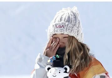 '어깨 부상' 클로이 김 "밀라노 올림픽 뛸 수 있다"