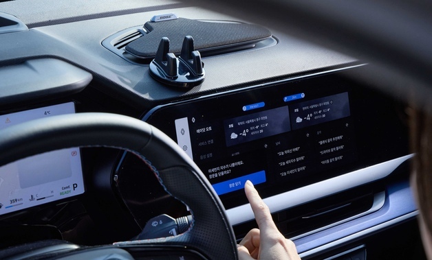 SKT, 차량용 AI 에이전트 '에이닷 오토' 공개