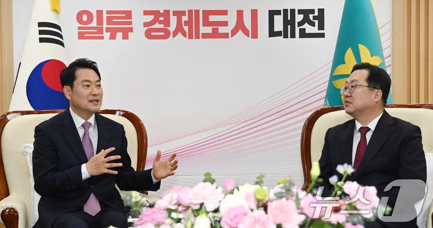 (대전=뉴스1) 김기태 기자 = 장동혁 국민의힘 대표가 14일 오전 대전시청에서 이장우 시장과 대전충남 행정통합 관련 정책협의에서 발언하고 있다.  2026.1.14/뉴스1