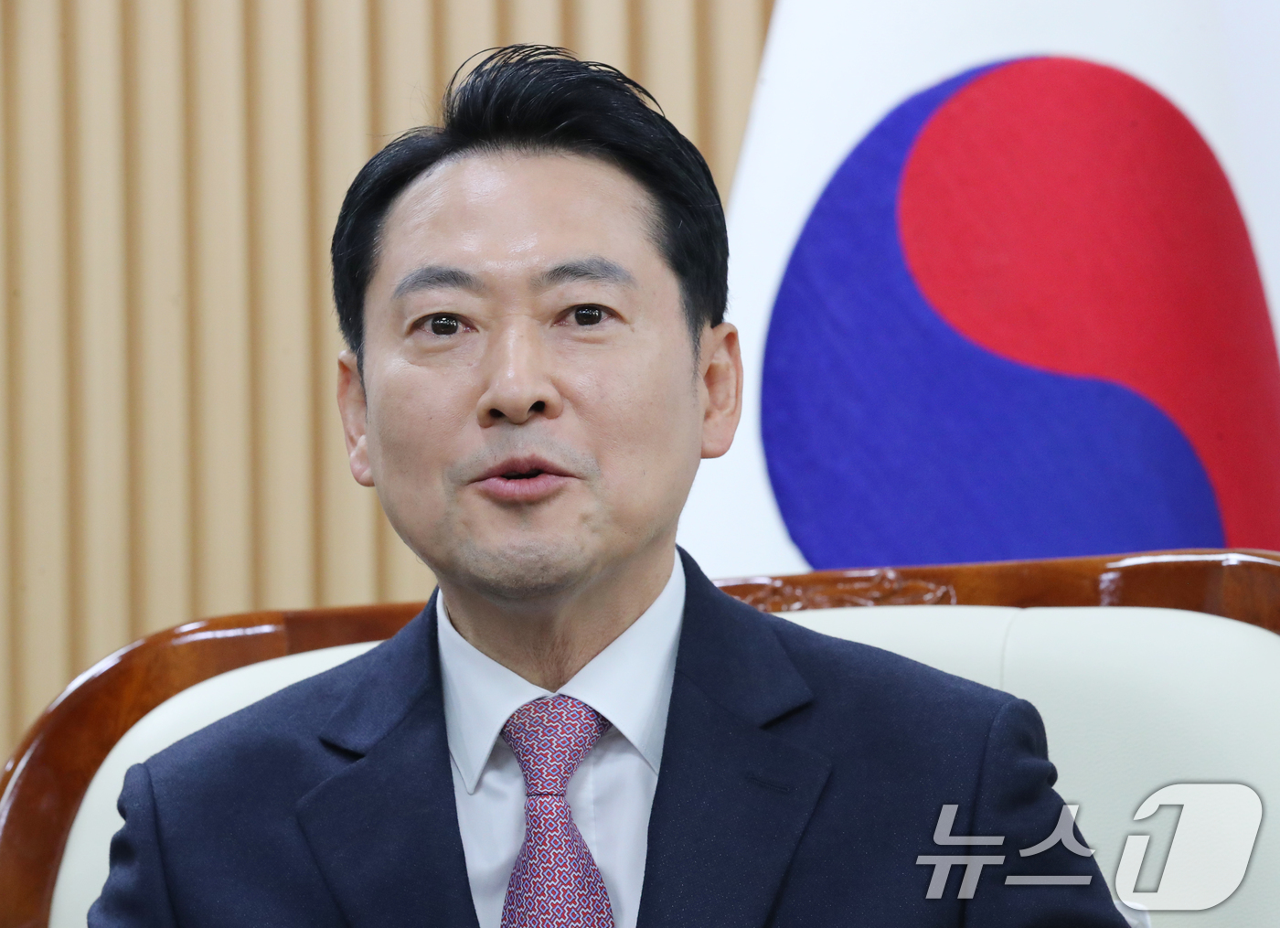 (대전=뉴스1) 김기태 기자 = 장동혁 국민의힘 대표가 14일 오전 대전시청에서 이장우 시장과 대전충남 행정통합 관련 정책협의에서 발언하고 있다.  2026.1.14/뉴스1