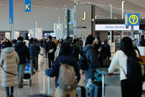인천공항 2터미널에 자리잡은 아시아나