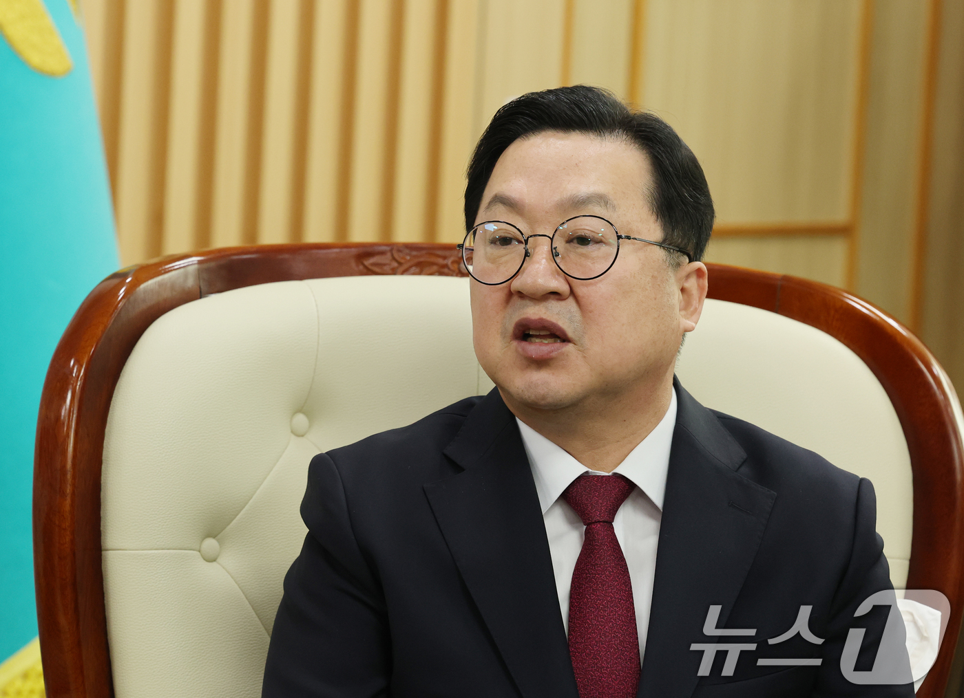 (대전=뉴스1) 김기태 기자 = 이장우 대전시장이 14일 오전 대전시청에서 장동혁 국민의힘 대표와 대전충남 행정통합 관련 정책협의에 참석해 발언하고 있다.  2026.1.14/뉴스 …