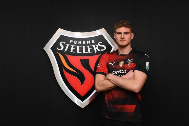 K리그1 포항, 독일 출신 공격수 트란지스카 영입
