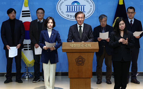 검찰개혁추진단 자문위 6인 사퇴