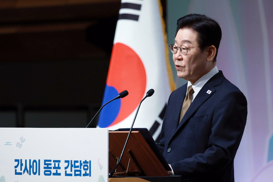 간사이 동포간담회 인사말하는 이재명 대통령