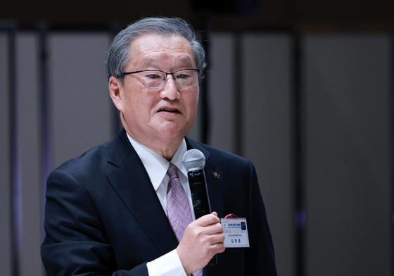 발언하는 김명홍 재일민단 오사카본부 단장