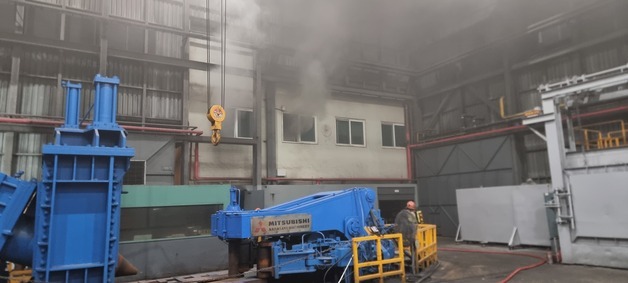 부산 다대동 금속 제조 공장서 원인 모를 불…4명 대피