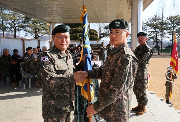 김경수 육군37보병사단장 취임…"도민과 함께하는 충용부대 육성"