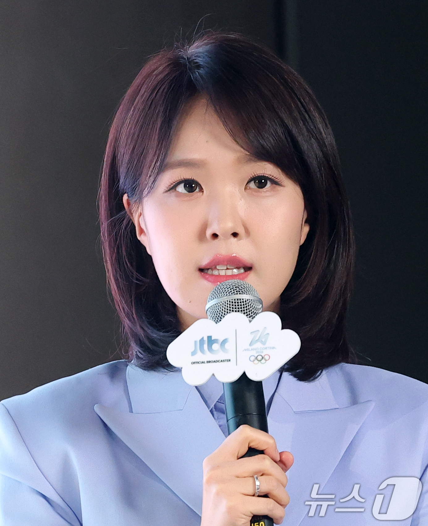 (서울=뉴스1) 권현진 기자 = 안나경 아나운서가 14일 서울 영등포구 페어몬트 앰배서더 서울에서 열린 ‘2026 밀라노 코르티나 동계올림픽 JTBC 단독 중계’ 기자간담회에 참석 …