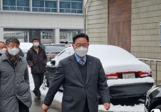 [속보] '도청 공무원에 식사 제공' 혐의 양주시장…벌금 90만원 선고