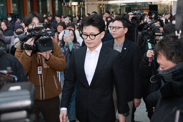 국회 나서는 한동훈