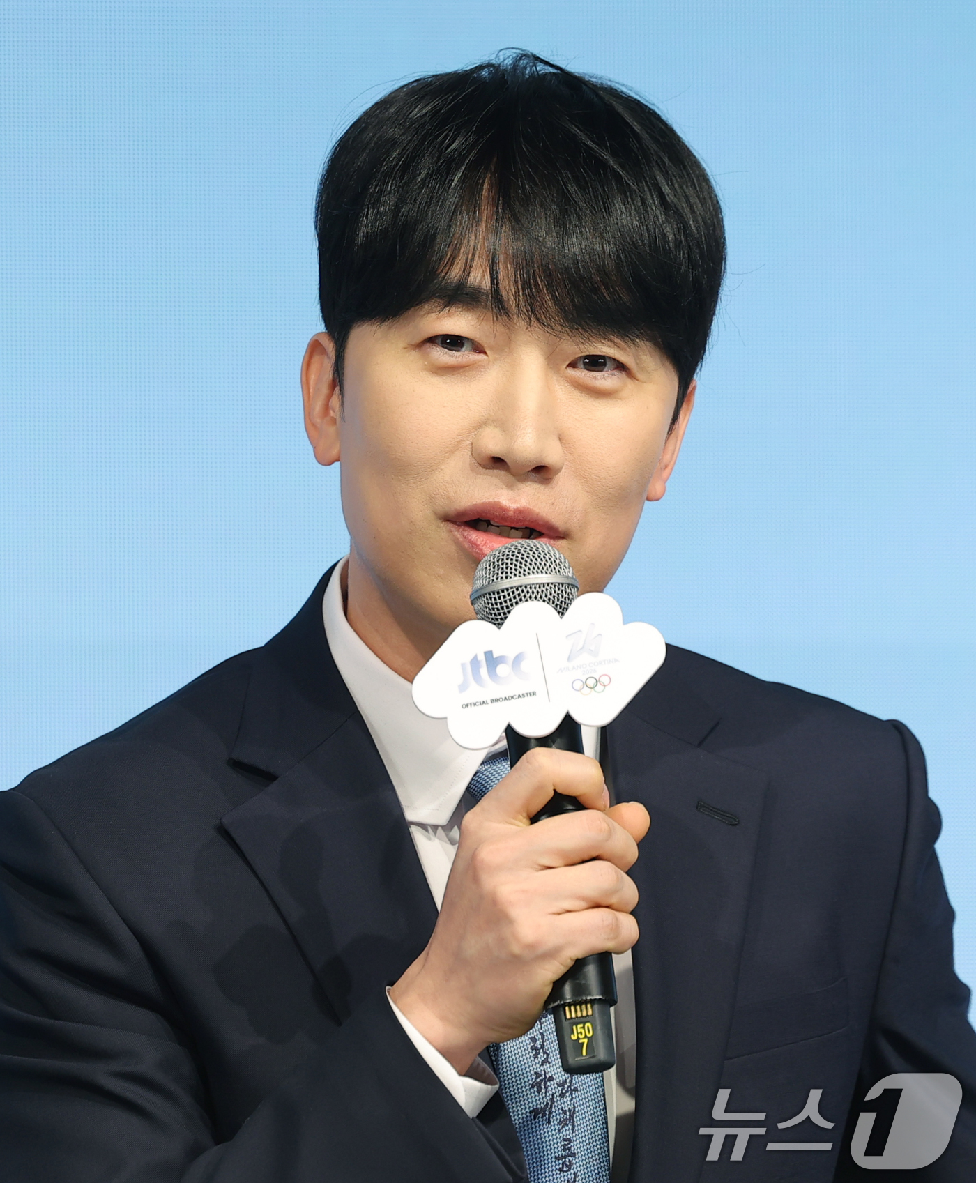 (서울=뉴스1) 권현진 기자 = 성승헌 캐스터가 14일 서울 영등포구 페어몬트 앰배서더 서울에서 열린 ‘2026 밀라노 코르티나 동계올림픽 JTBC 단독 중계’ 기자간담회에 참석해 …