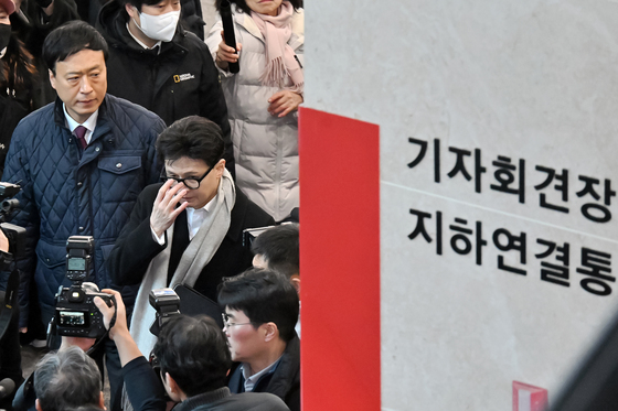 국힘 중진들, '한동훈 제명'에 "과하고 분열적" 우려…신중 결정 촉구