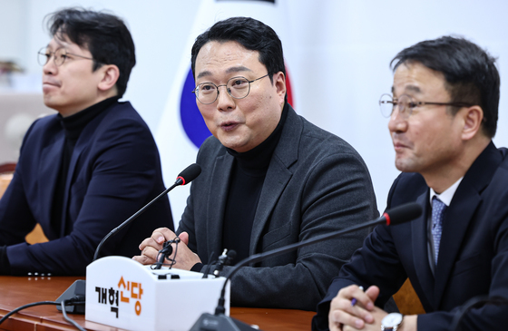 인사말 하는 천하람 원내대표