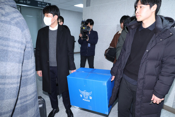 경찰, 김병기 의원실 압수수색 종료