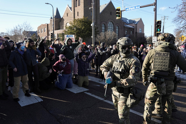 [포토] ICE 총격 사건 난 미니애폴리스의 화난 시민들