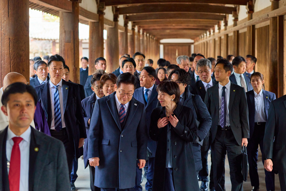 이재명 대통령, 다카이치 총리와 친교 행사