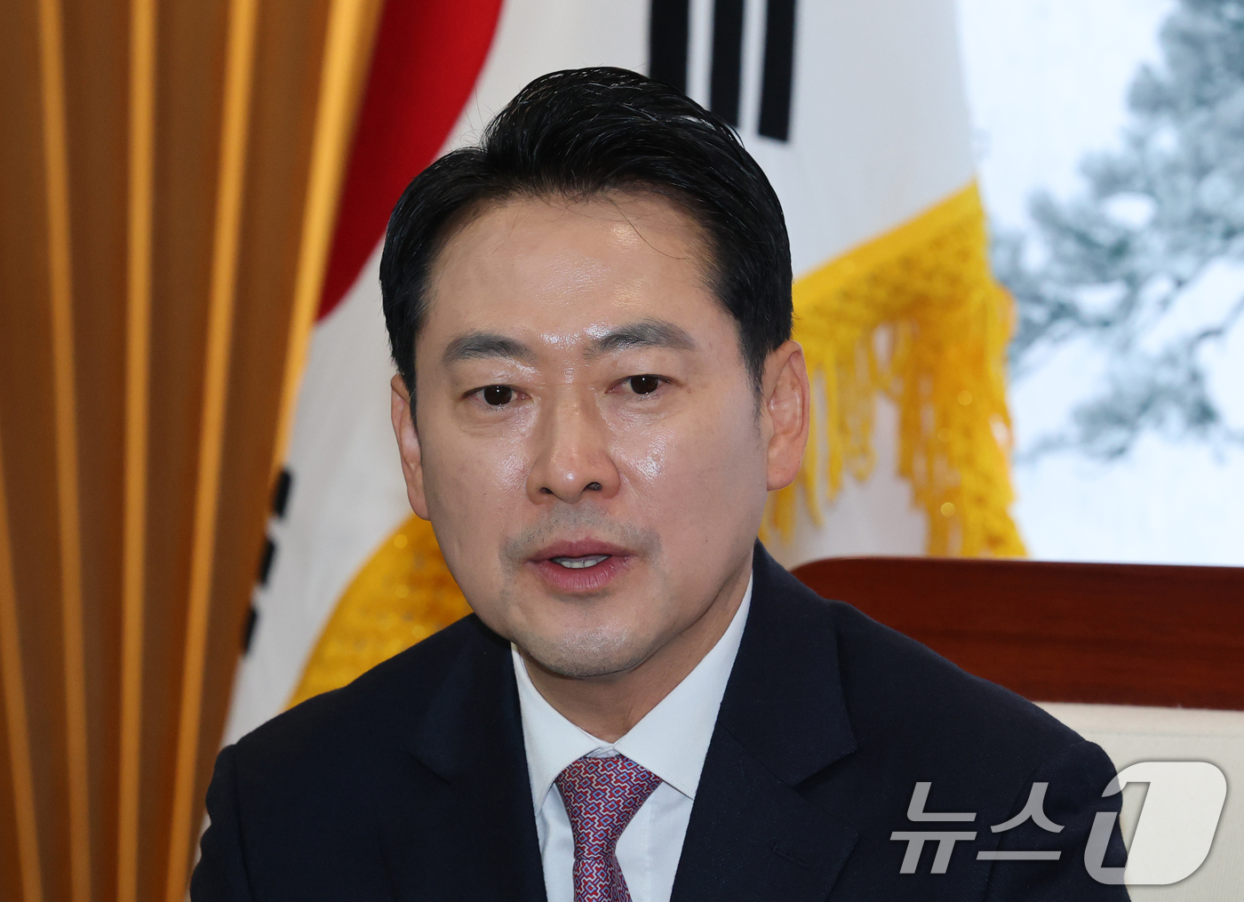 (홍성=뉴스1) 김기태 기자 = 장동혁 국민의힘 대표가 14일 오후 충남도청에서 김태흠 충남지사와 대전충남 행정통합 관련 정책협의에서 발언하고 있다. 2026.1.14/뉴스1