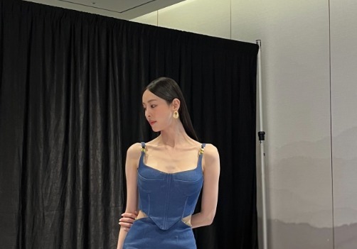 175㎝ 이다희, 크롭톱 입고 뽐낸 '마네킹' 보디라인 [N샷]