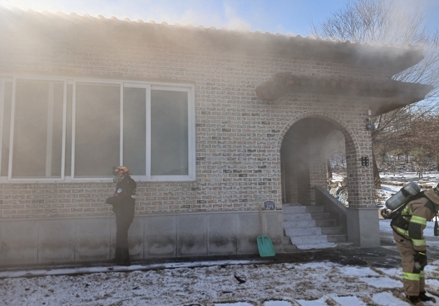 괴산 단독주택서 불…2억6600만원 재산피해