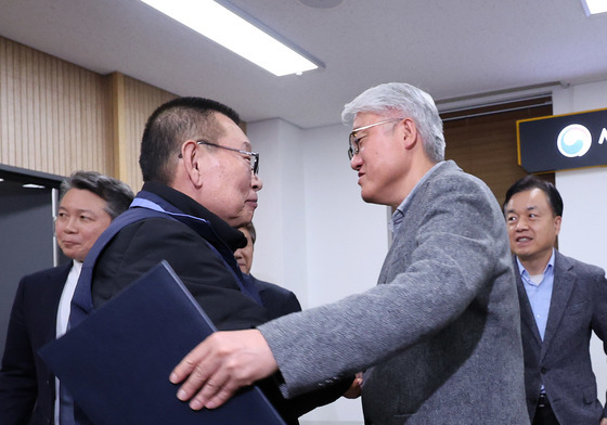 서울 시내버스 노사 협상 극적 타결