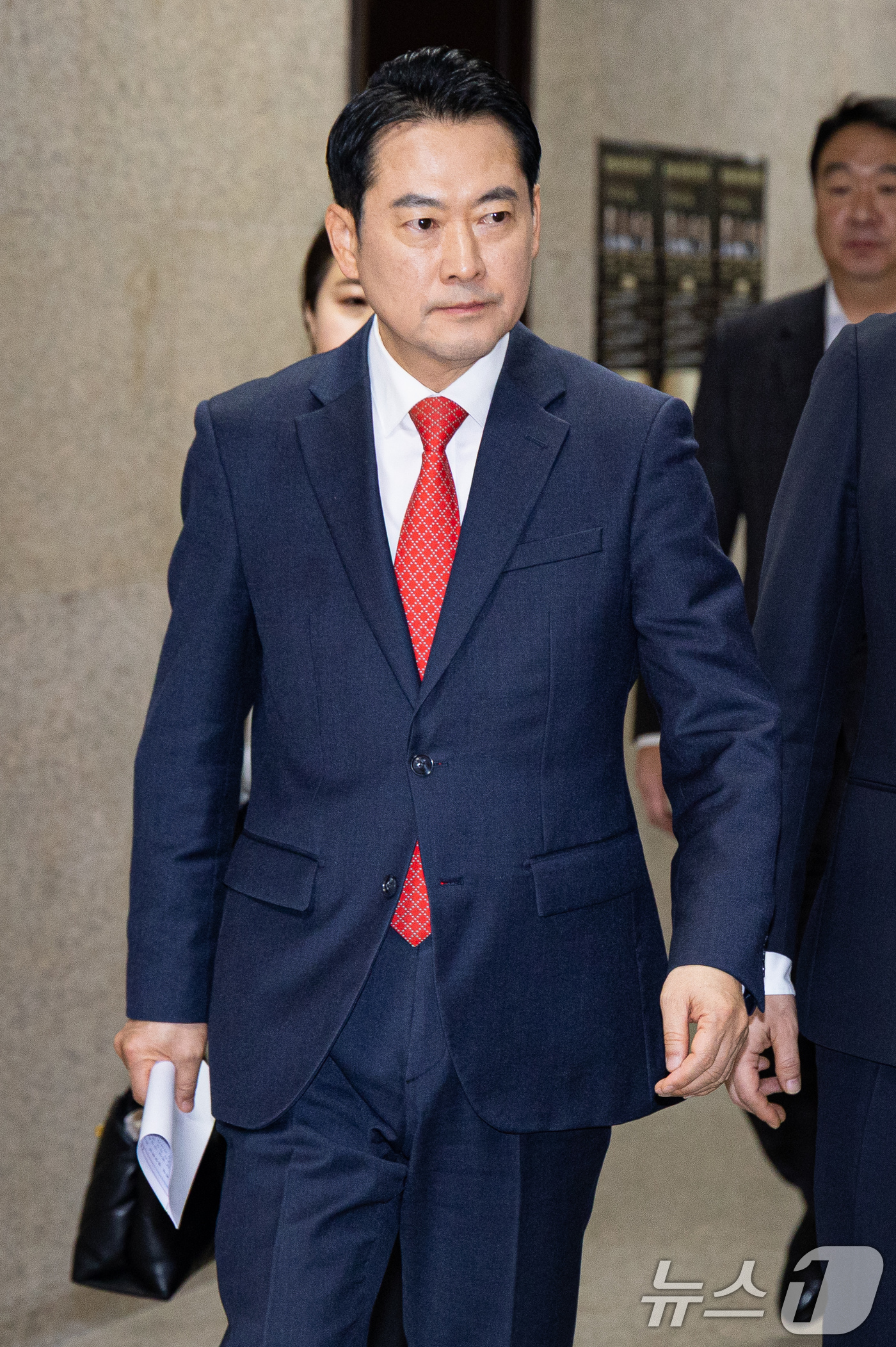 (서울=뉴스1) 유승관 기자 = 장동혁 국민의힘 대표가 15일 서울 여의도 국회에서 열린 최고위원회의에 참석하고 있다. 2026.1.15/뉴스1