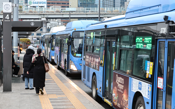 서울 시내버스 파업 종료, 버스 이용하는 시민들