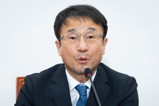 여야, 민생법안 11건 처리 합의…與 2차특검법 상정 野 필리버스터 예고