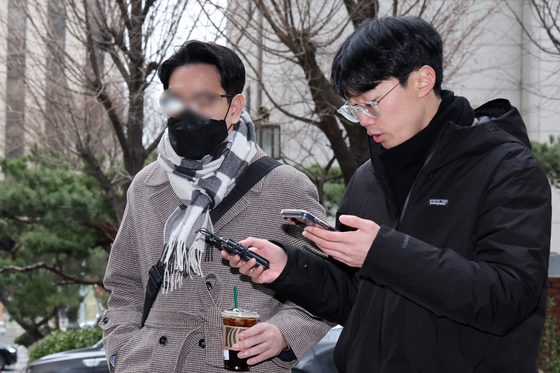 김병기 전 보좌관 경찰 조사 출석