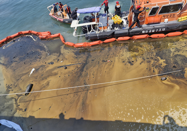 중부해역 해양오염사고 60건 분석…인천·평택이 60% 차지