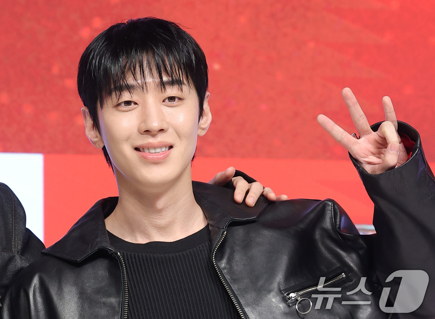 (서울=뉴스1) 권현진 기자 = 가수 겸 프로듀서 그레이가 15일 오전 서울 강남구 엘리에나호텔에서 열린 Mnet ‘쇼미더머니12’ 제작발표회에 참석해 포즈를 취하고 있다. 202 …