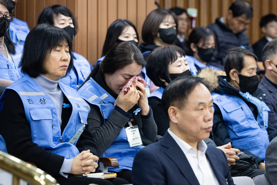 경찰, 12·29 여객기 참사 유가족 면담…"신속 수사" 다짐