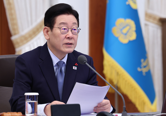 李대통령, 지선 앞둔 올해 첫 내치 화두 '지방균형·국민통합' 꺼냈다