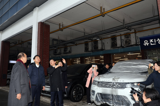 홍제천 일대 내부순환로 현장 찾은 오세훈 시장