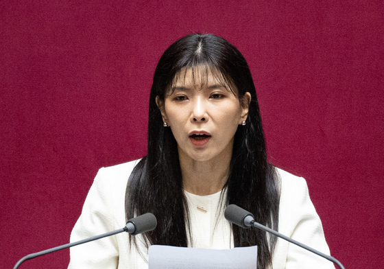 인사말하는 이소희 의원