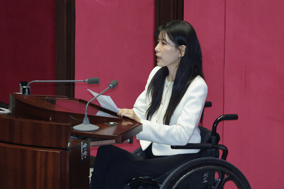 인요한 의원직 승계하는 이소희