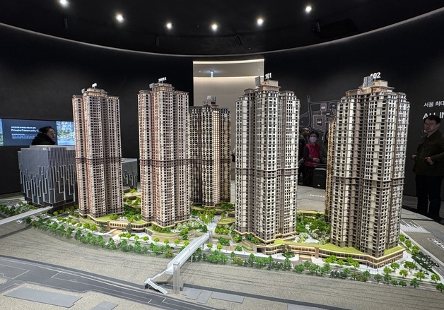 전매 풀린 서울원 아이파크 분양권, 웃돈 3억…집주인은 호가 올려