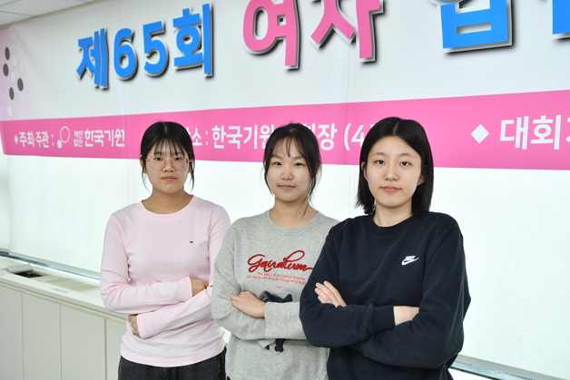 한국 바둑 최초로 3대가 프로기사…악지우, 입단대회 통과