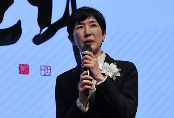 수상 소감 전하는 김정수 삼양식품 부회장