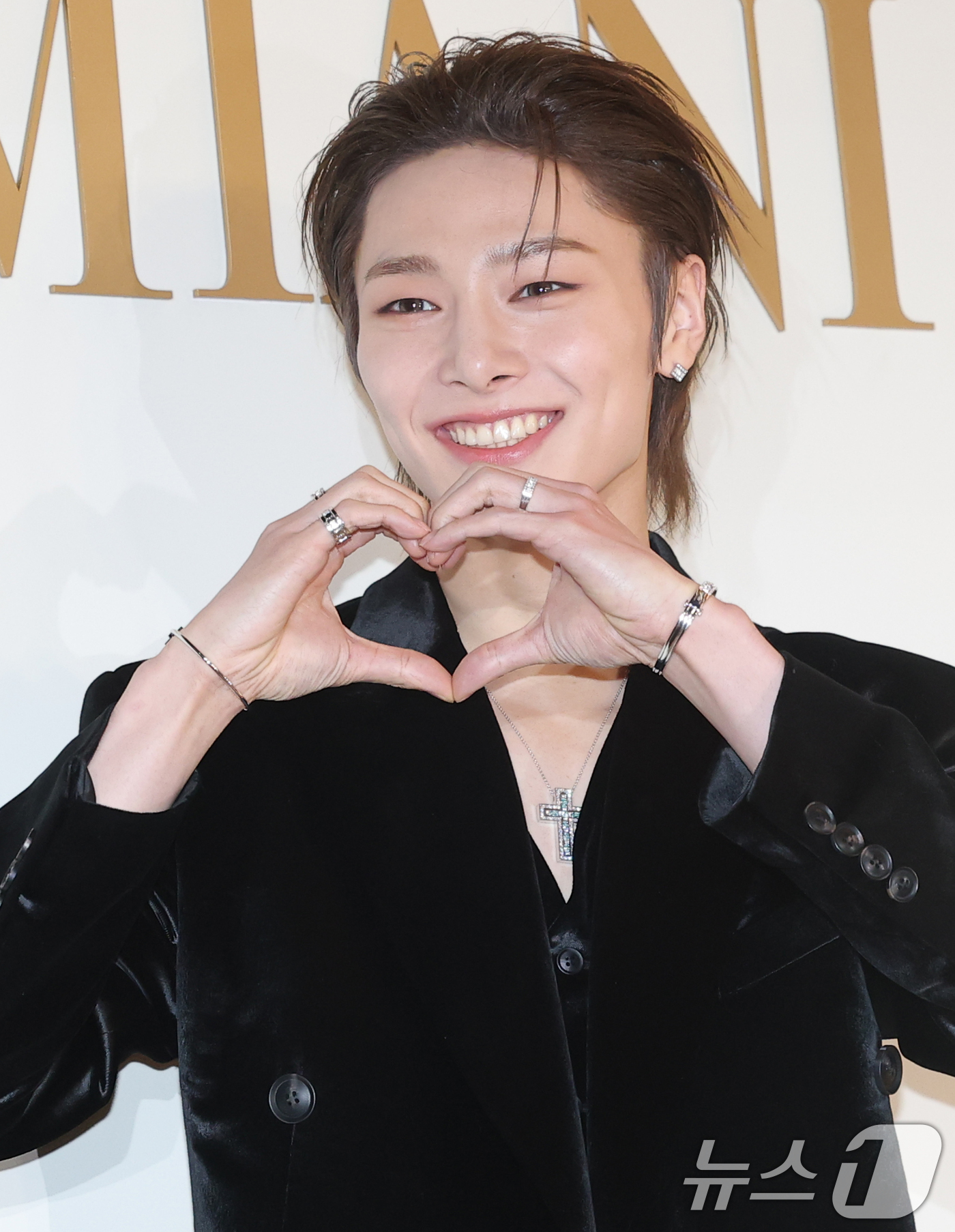 (서울=뉴스1) 권현진 기자 = 스트레이 키즈 아이엔이 15일 서울 강남구 청담동 다미아니(Damiani) 플래그십 스토어에서 열린 ‘까사 다미아니 청담(Casa Damiani C …