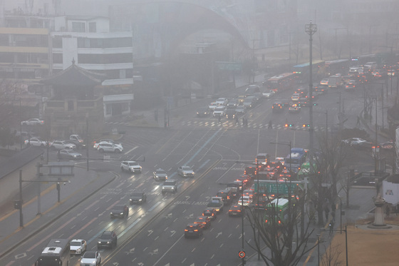 '답답한 출근길'