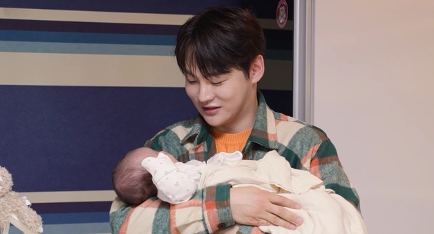 박서진, 이민우 둘째 딸과 첫 만남…"사랑스러워" 감탄