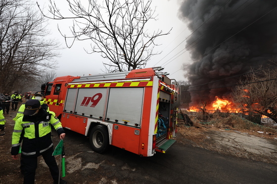 구룡마을 화재…소방당국 대응 1단계