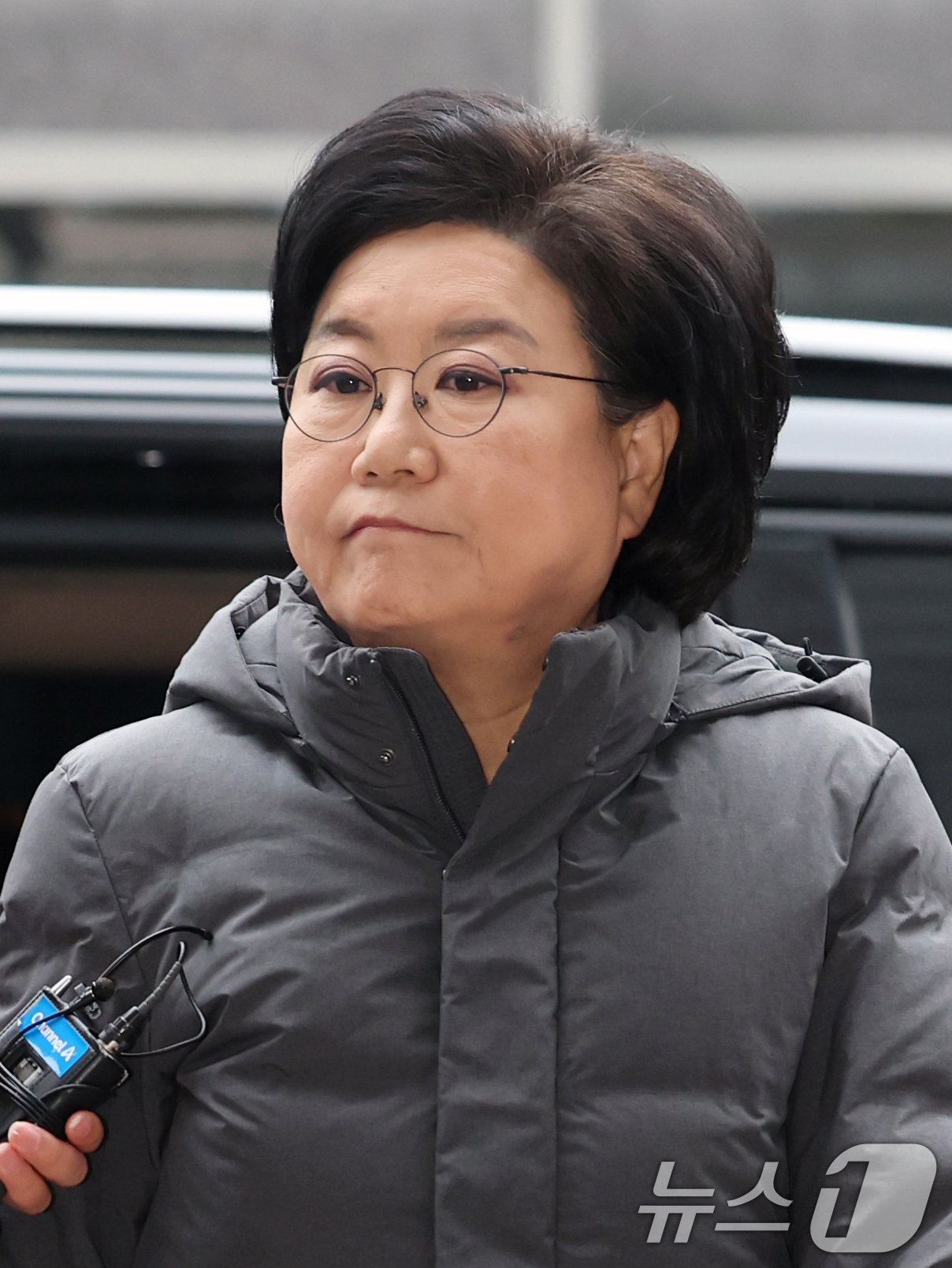 (서울=뉴스1) 황기선 기자 = 이혜훈 기획예산처 장관 후보자가 16일 오전 서울 중구 예금보험공사에 마련된 인사청문회 준비 사무실로 출근하고 있다.  2026.1.16/뉴스1