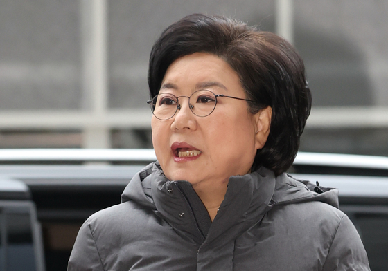 청문회 준비 사무실로 출근하는 이혜훈 장관 후보자