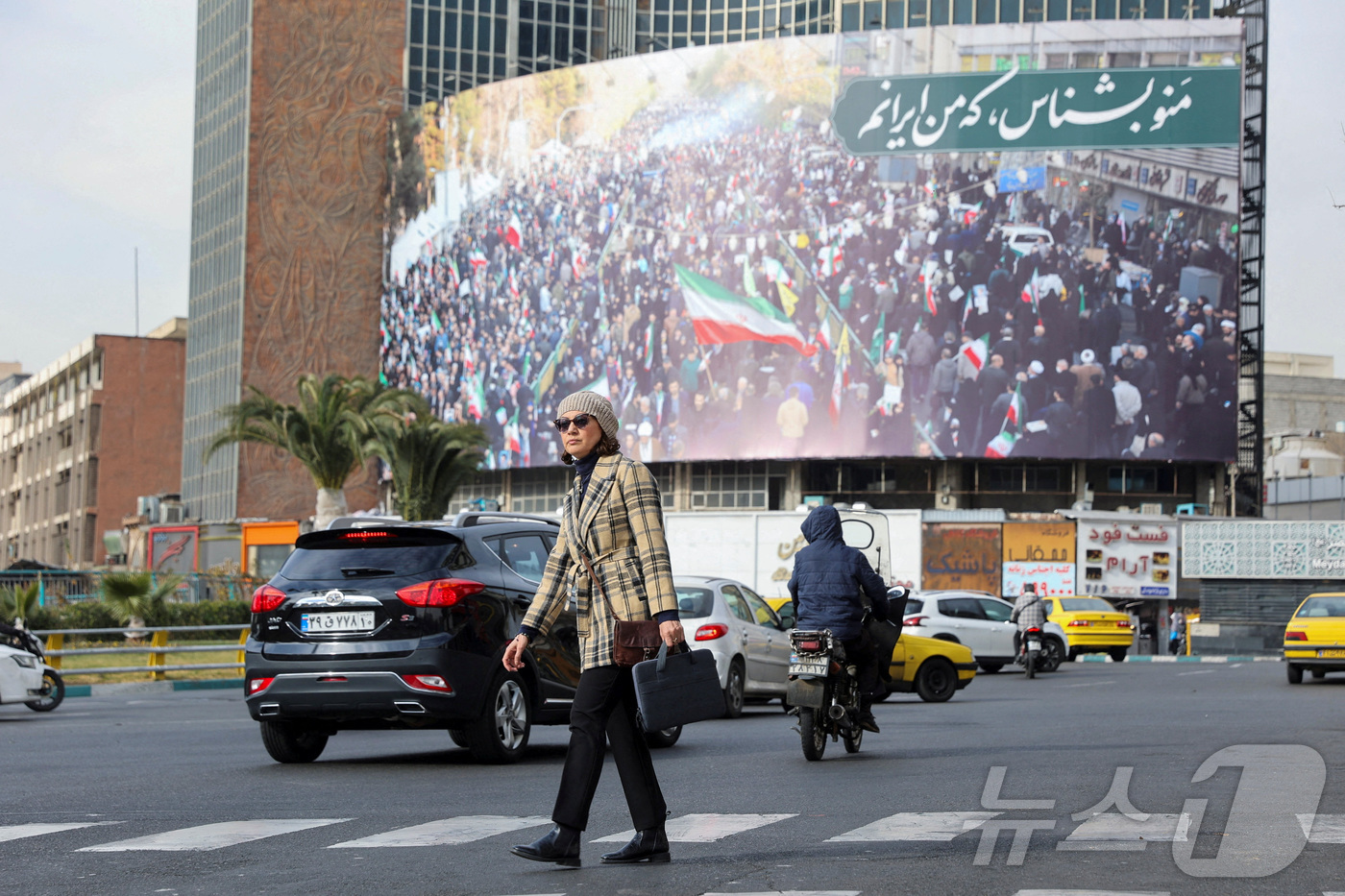 (테헤란 로이터=뉴스1) 김지완 기자 = 15일(현지시간) 이란 테헤란 시내 모습. 인권 단체들은 이란 각지에서 반정부 시위가 이어지는 가운데 정부가 강경 진압에 나서면서 사망자가 …