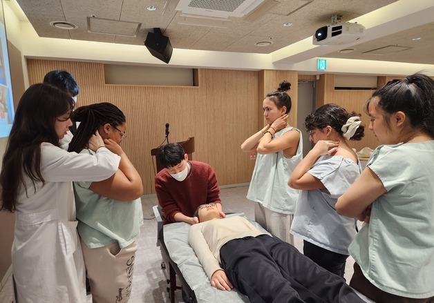 "해외 의대생도 한의학에 관심"…자생한방병원서 2주 인턴십