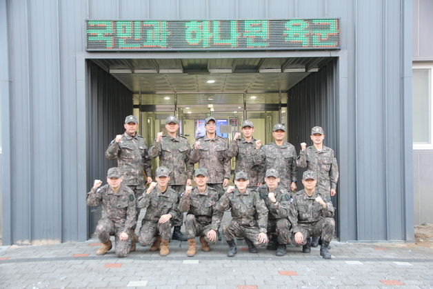 "마을에 군인 있어 든든" 강풍 속 민가 화재 막은 22사단 장병들