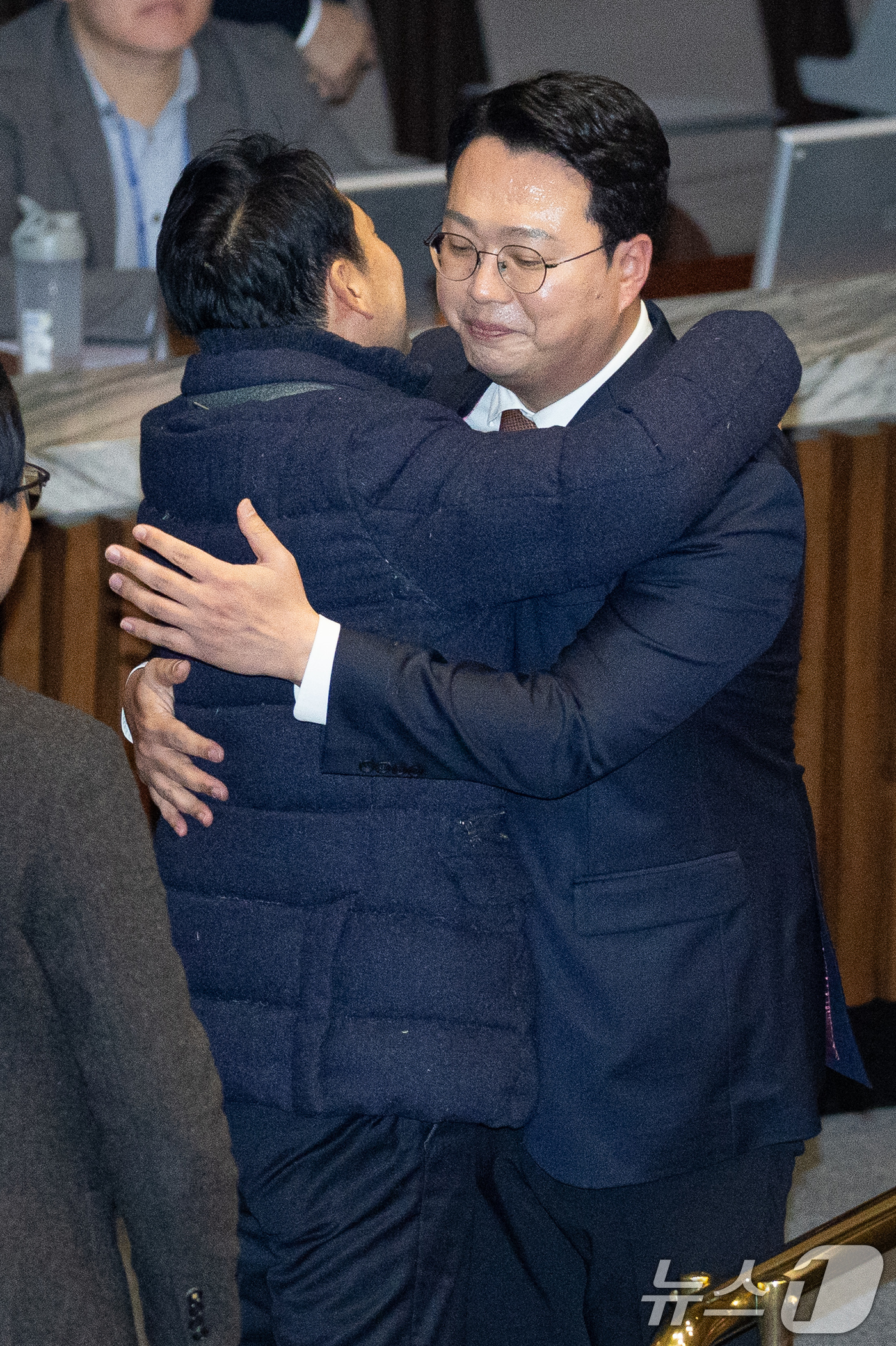 (서울=뉴스1) 유승관 기자 = 천하람 개혁신당 원내대표가 16일 서울 여의도 국회에서 열린 제431회 국회(임시회) 제1차 본회의에서 윤석열·김건희에 의한 내란·외환 및 국정농단 …