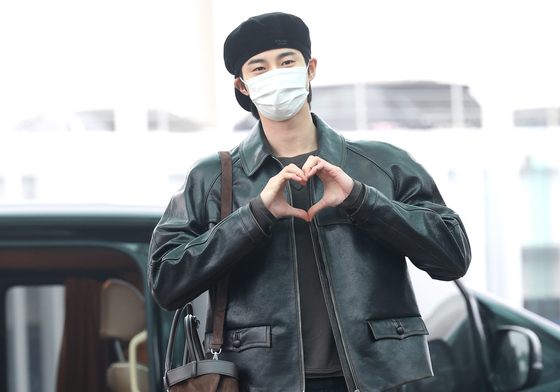 변우석, 안구정화